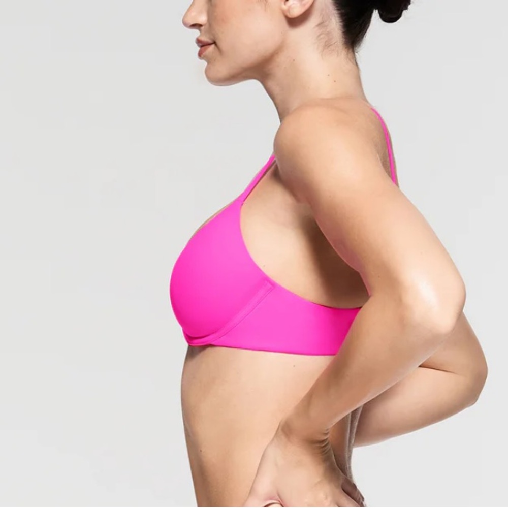SKIMS Fits Everybody Plunge Bra - Picture 3 of 8